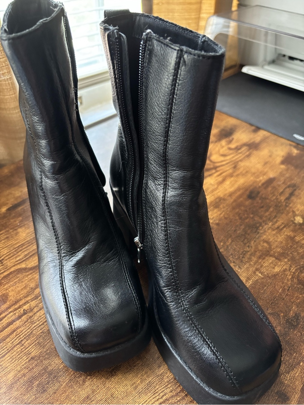 Steve Madden Black Leather Square Toe Platform Heeled Ankle Boots 7M - Picture 3 of 11